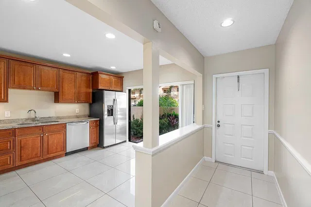 Residence photo 9