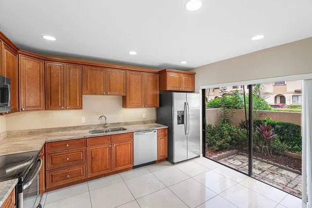 Residence photo 11