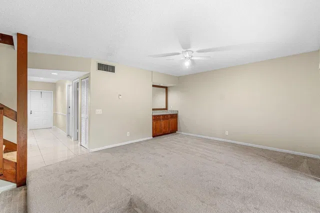 Residence photo 24
