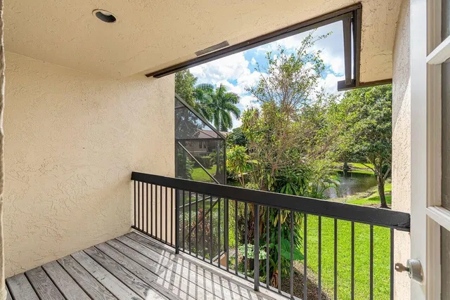 Residence photo 35