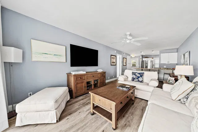 Unit 3110 photo 12