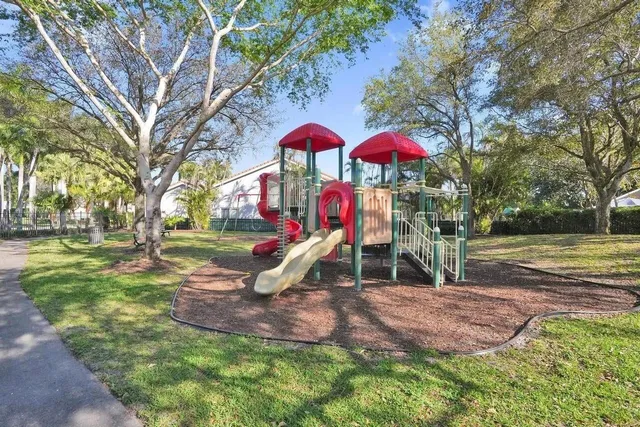 Residence photo 47