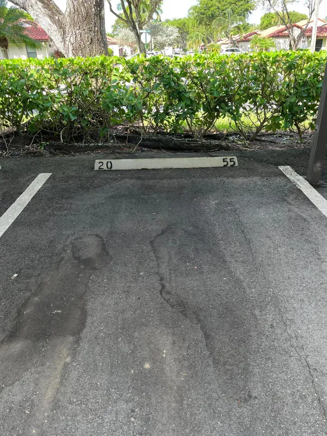 Unit 305 photo 38