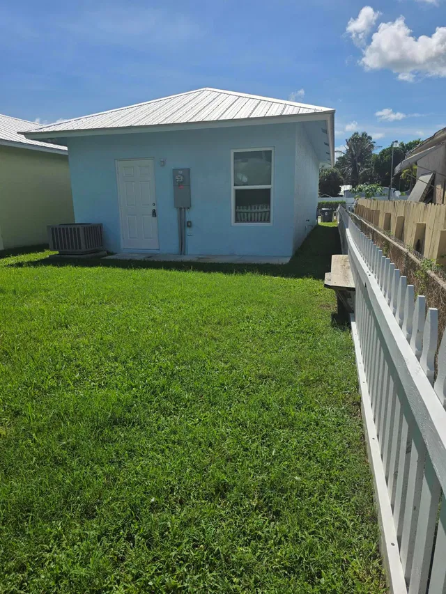 Residence photo 4