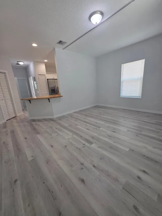 Residence photo 6