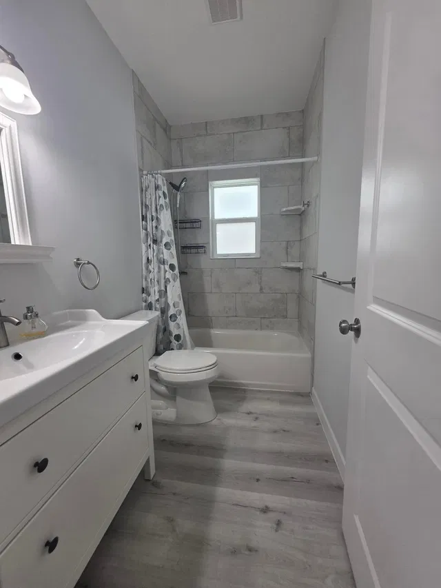 Residence photo 16