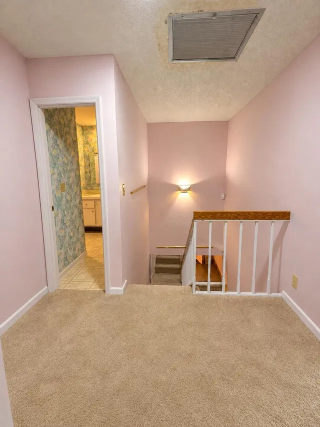 Unit A photo 20