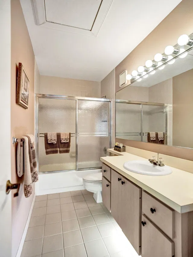 Residence photo 35