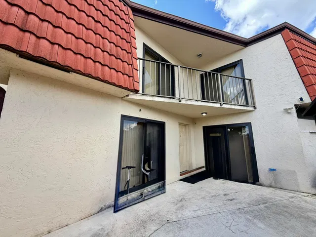 Residence photo 7