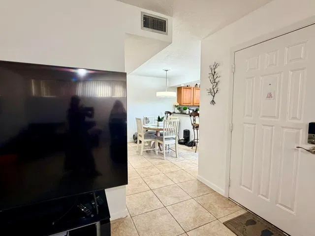 Residence photo 21
