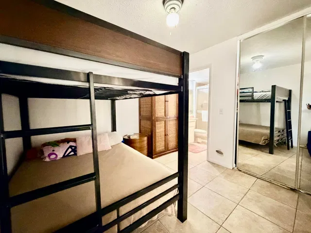Residence photo 25