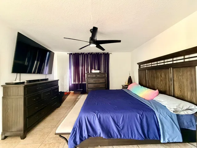 Residence photo 28