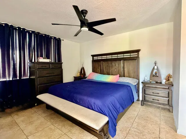 Residence photo 29