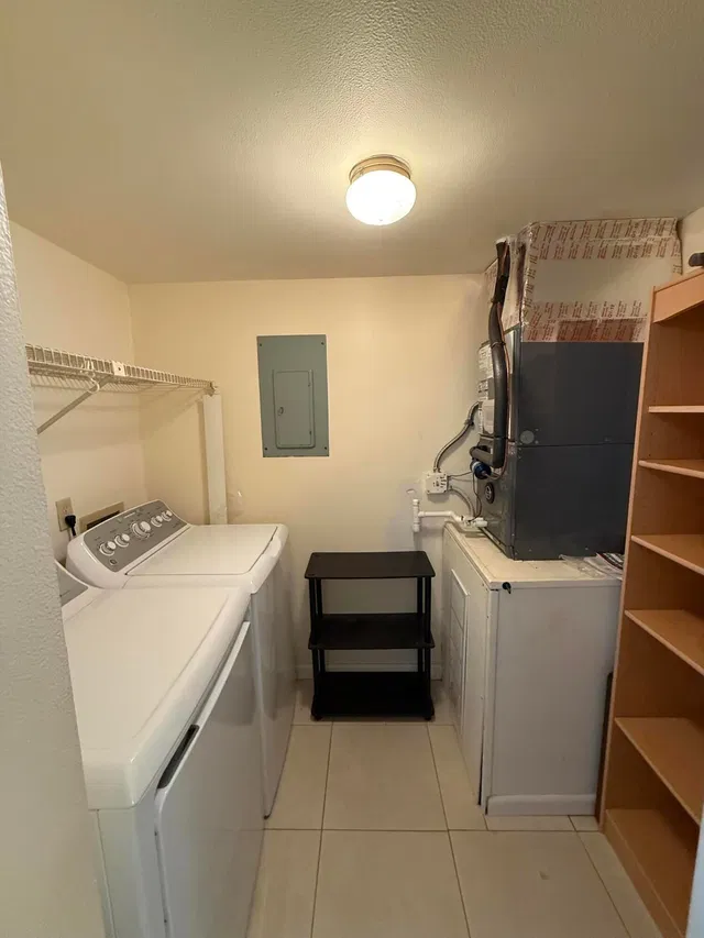 Unit D2 photo 8