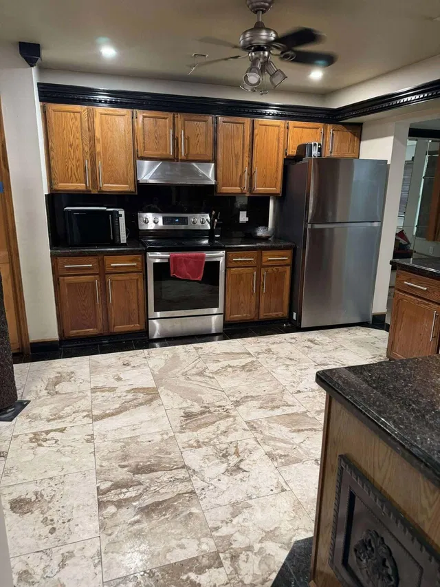 Residence photo 10
