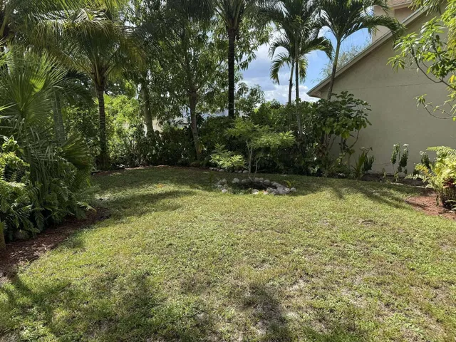 Residence photo 18