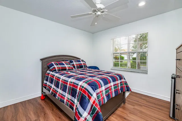 Residence photo 9