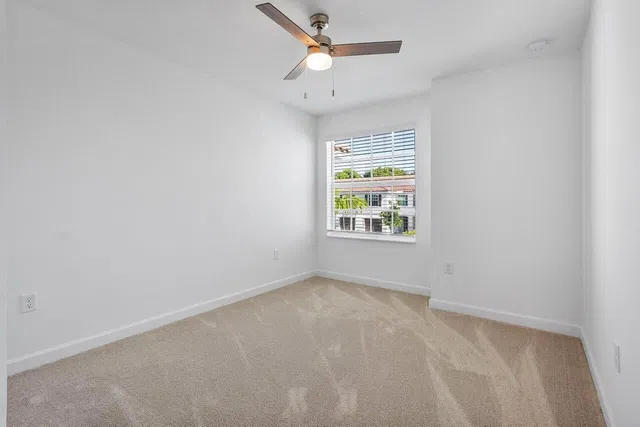 Residence photo 18