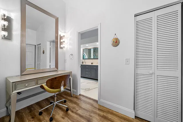 Residence photo 33