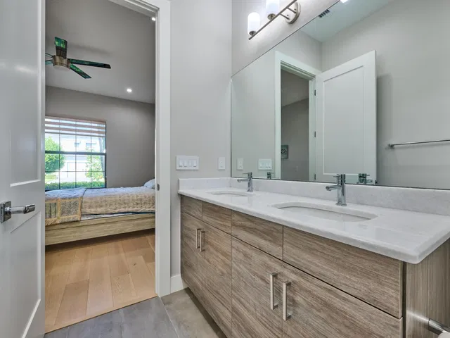 West Palm Beach Residence photo 6