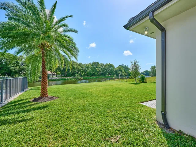 West Palm Beach Residence photo 23