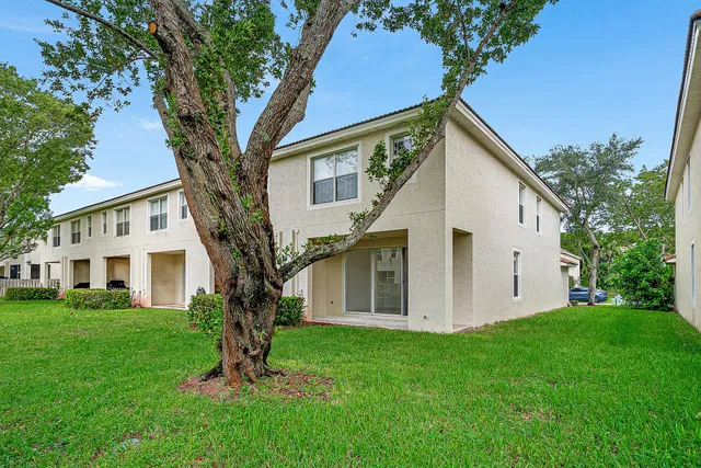 Residence photo 27