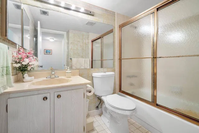  Unit B-2 photo 12
