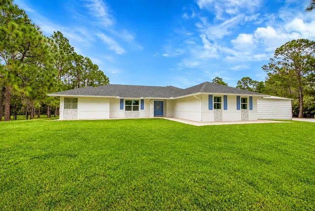 Residence photo 7