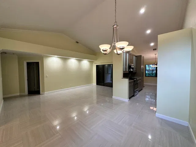 Residence photo 20