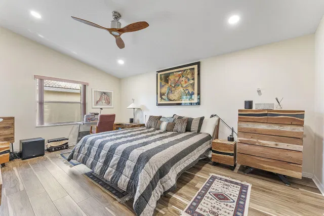 Residence photo 8