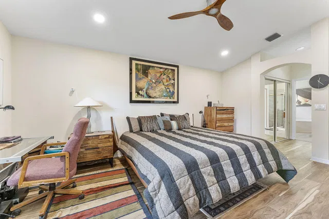 Residence photo 9