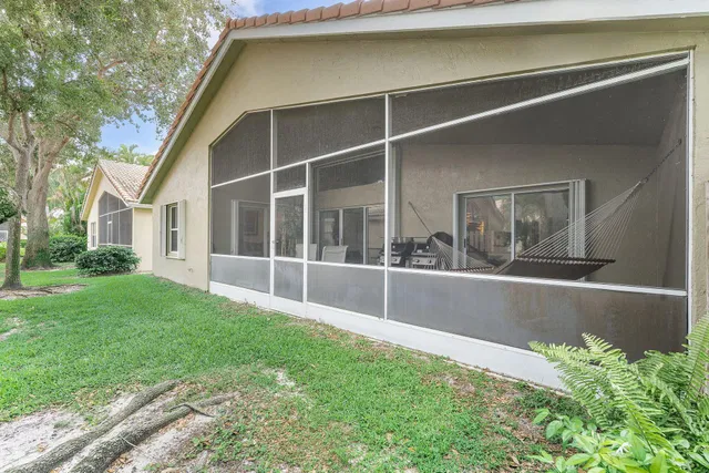 Residence photo 17