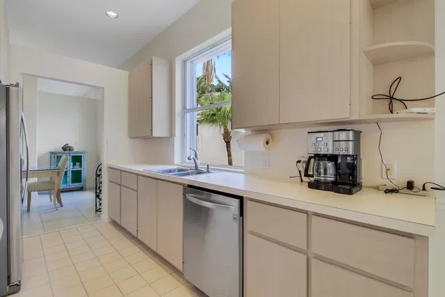 Residence photo 21