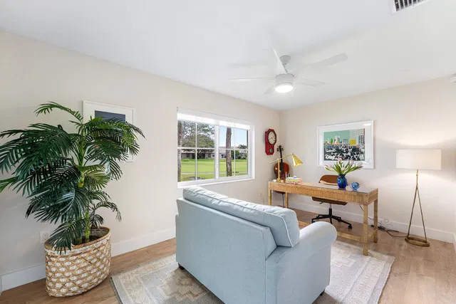 Residence photo 23