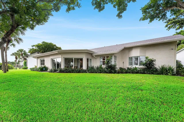 Residence photo 36