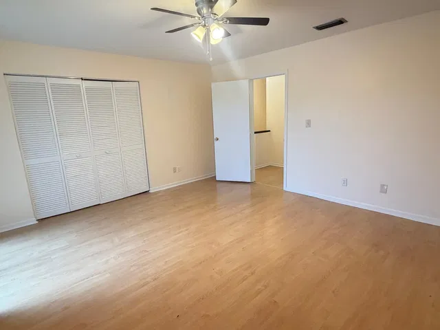  Residence photo 17