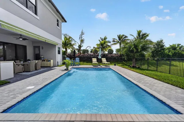 Avenir Residence photo 38