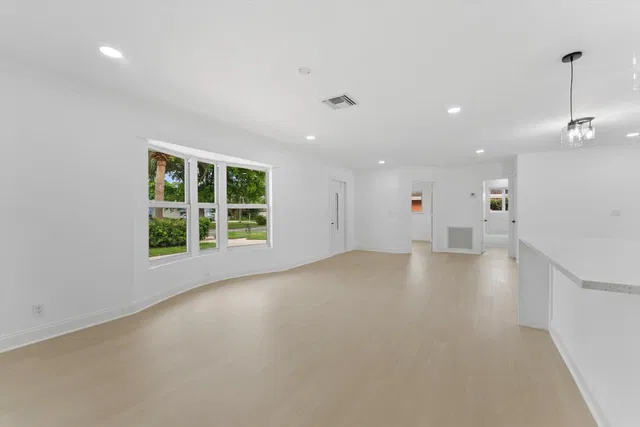West Palm Beach Residence photo 6