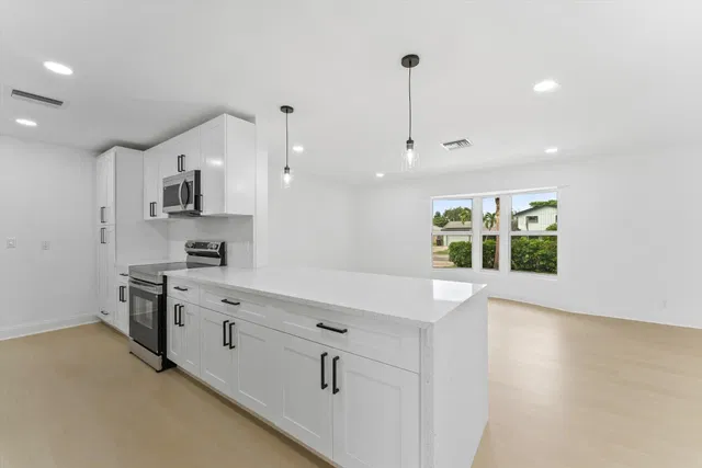 West Palm Beach Residence photo 9