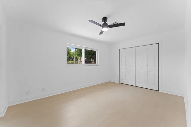 West Palm Beach Residence photo 14