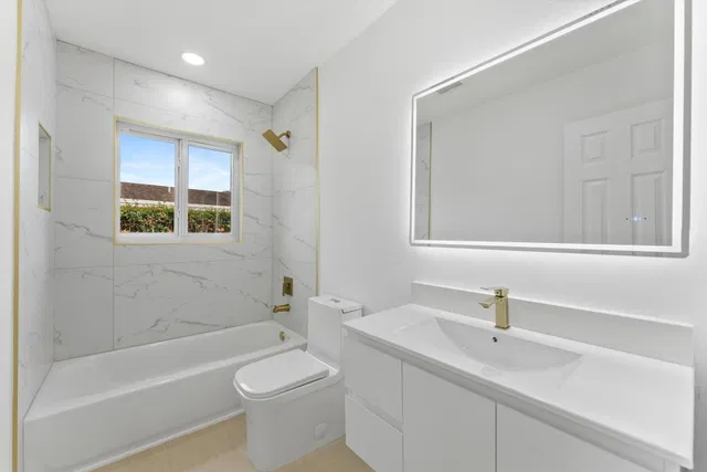 West Palm Beach Residence photo 16