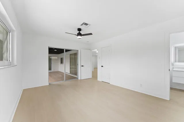 West Palm Beach Residence photo 20