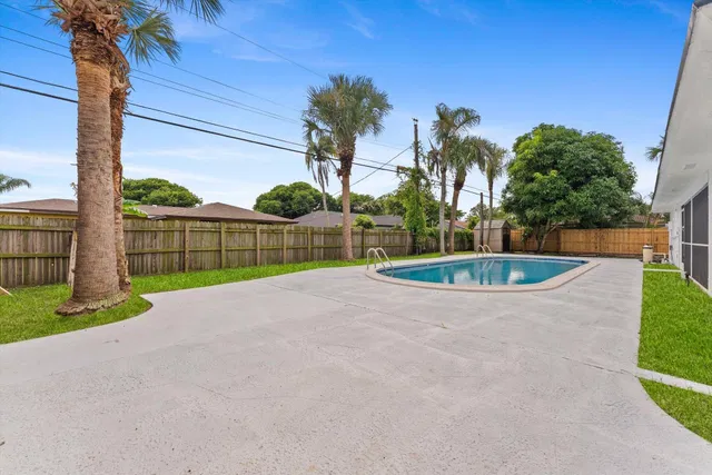 West Palm Beach Residence photo 29