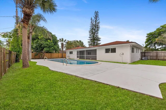 West Palm Beach Residence photo 31