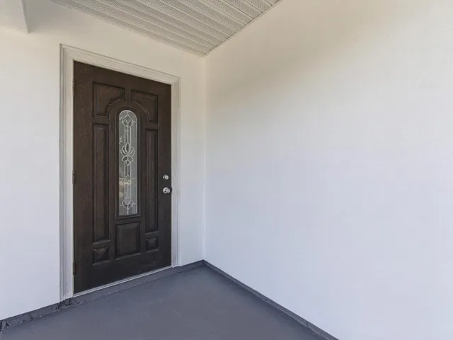  Residence photo 5