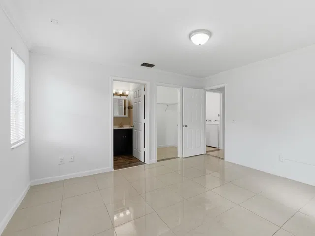  Residence photo 28