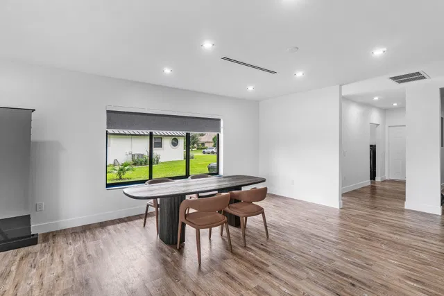  Residence photo 5