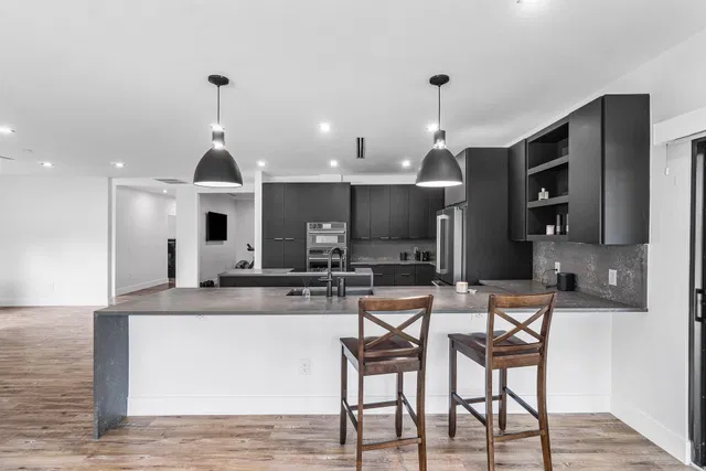  Residence photo 9