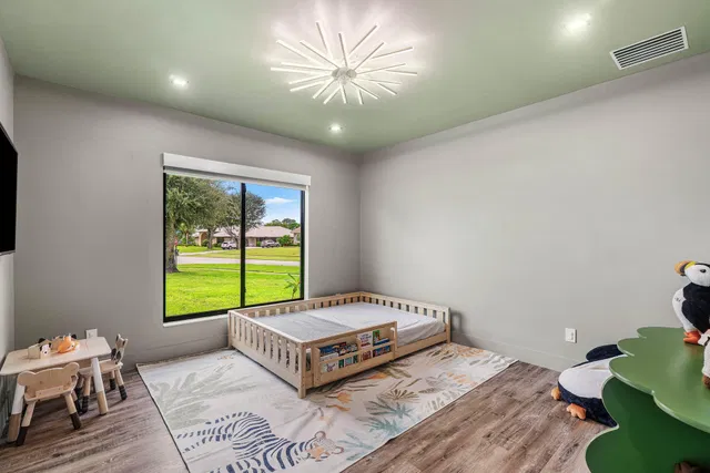  Residence photo 26