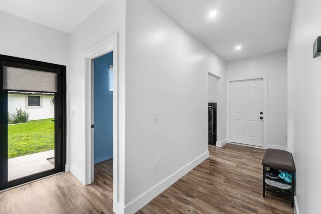  Residence photo 36